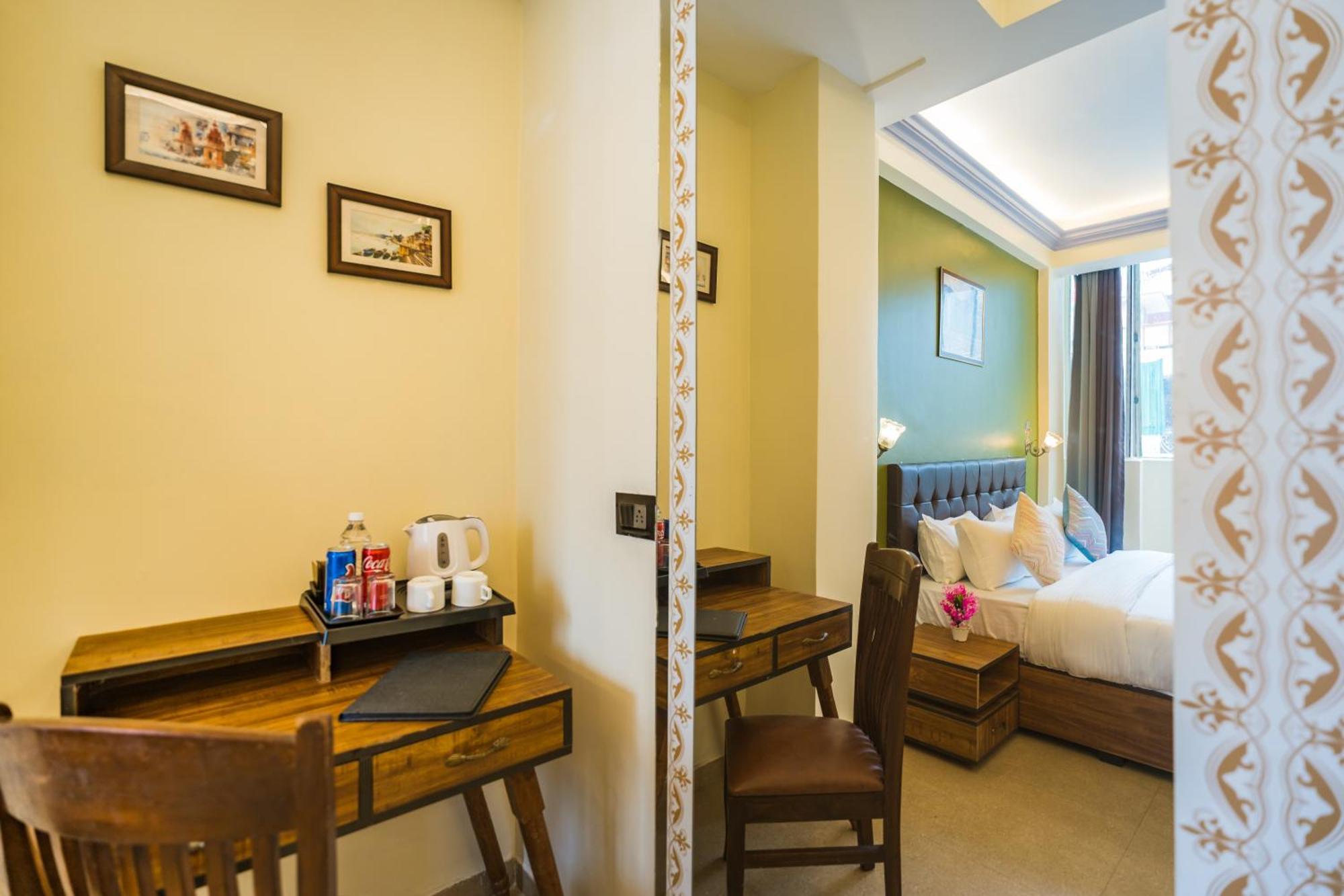 Tripli Hotels Silver Shine 바라나시 외부 사진