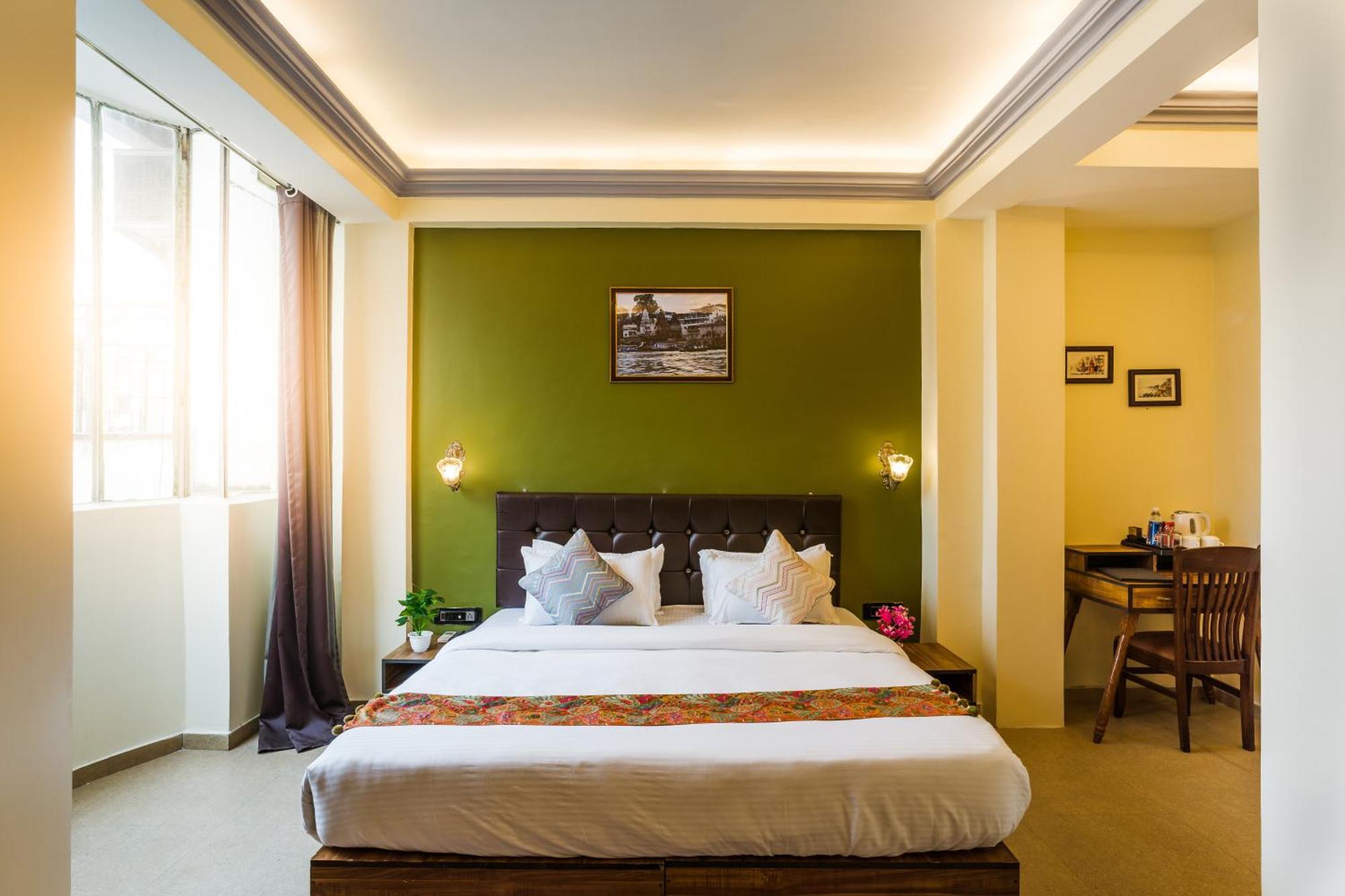 Tripli Hotels Silver Shine 바라나시 외부 사진
