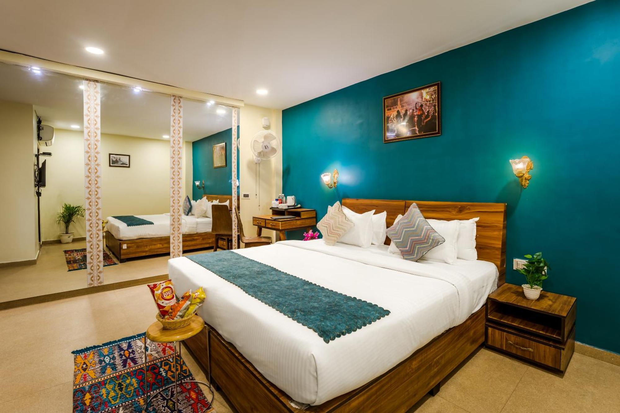 Tripli Hotels Silver Shine 바라나시 외부 사진